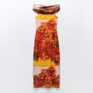 Zara Off Shoulder Dress Printed Chili Pepper Picante Bodycon Dress Small NWT